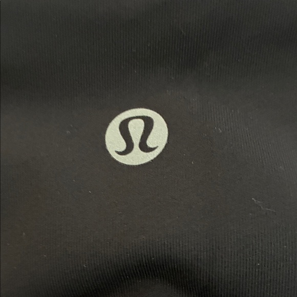 Lululemon Black Crop Leggings Size 4 - Picture 3 of 5
